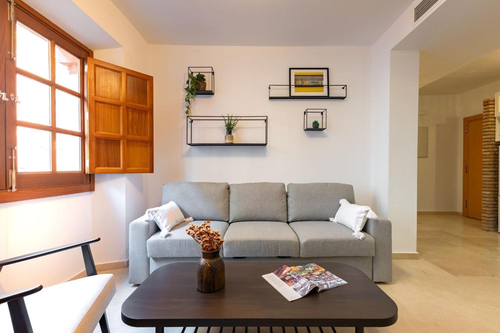 Charming 2 Bedroom Apartment At San Marcos Plaza By Ocityzen Sevilla Exteriör bild