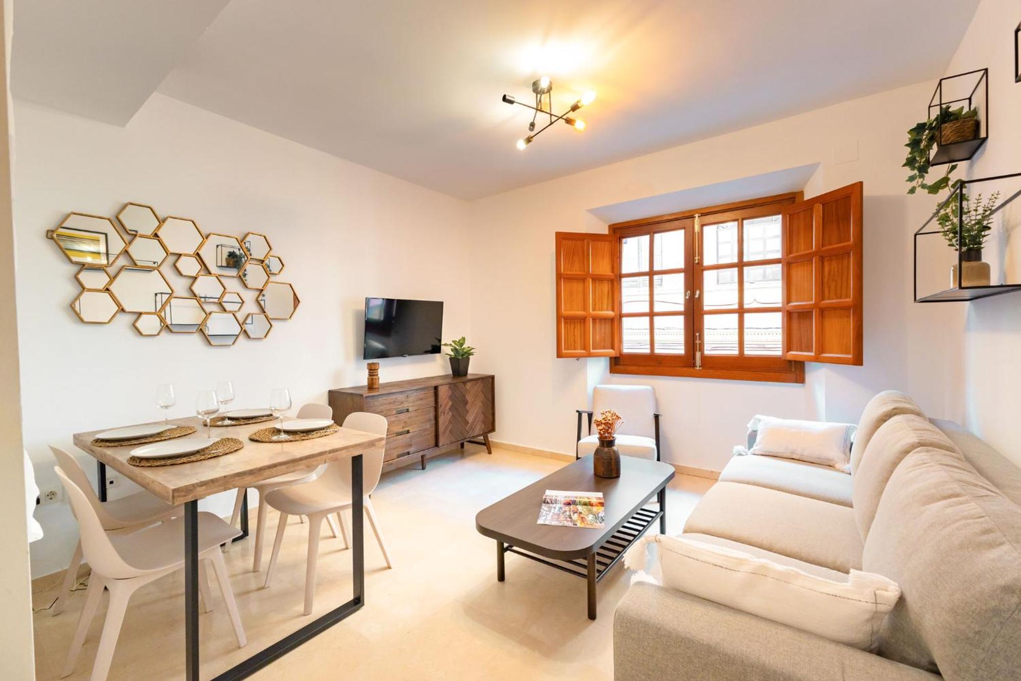 Charming 2 Bedroom Apartment At San Marcos Plaza By Ocityzen Sevilla Exteriör bild