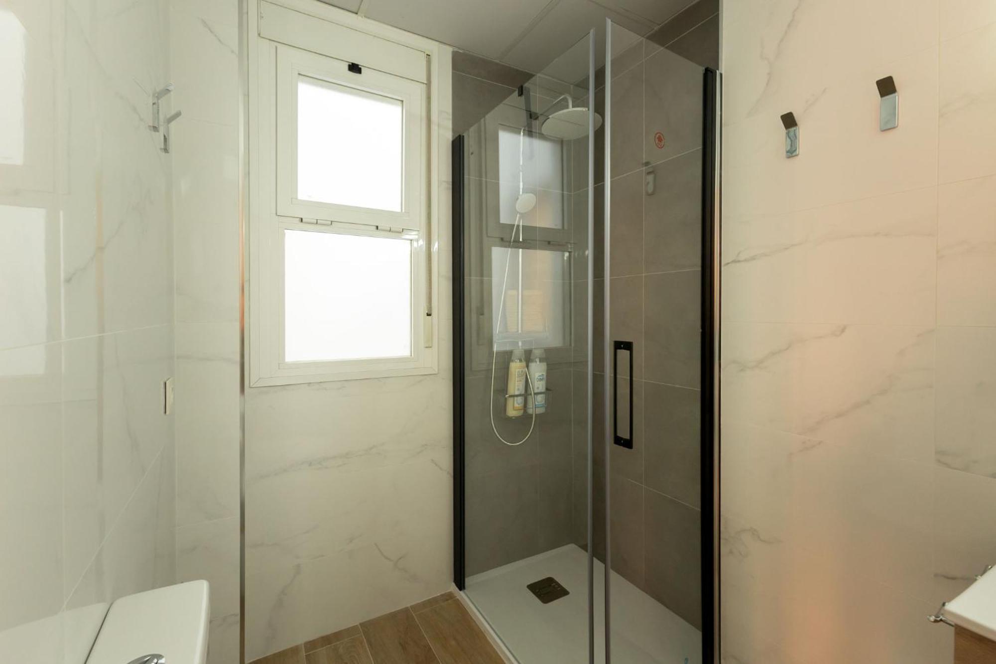 Charming 2 Bedroom Apartment At San Marcos Plaza By Ocityzen Sevilla Exteriör bild